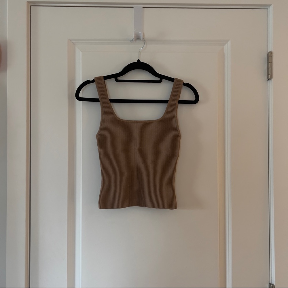 Aritzia Babaton Contour Ribbed Square-Neck Top Warm Taupe